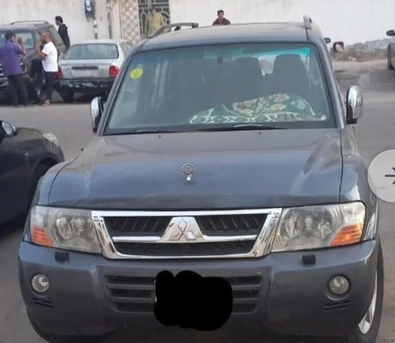 Al Malaz, Vehicles, Cars & Trucks , SAR 15000,  Mitsubishi Pajero,  2006,  Automatic,  288000 KM,    - V6