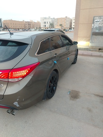 Riyadh, Vehicles, Cars & Trucks , SAR 27000,  Hyundai I40,  2012,  Automatic,  175651 KM,   ,house Car,v.limited Mileage,best Condition With Best Interior And Price