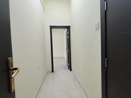 Juffair, Apartments, Flats, Houses & Villas, BHD 160/year,  1 BR,  Juffair:- Spacious Studio Flat On Rent With Split Ac Unlimited Ewa..