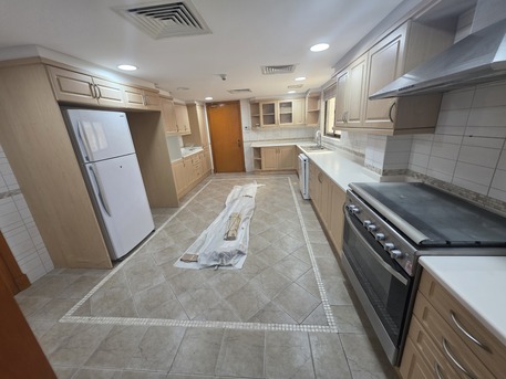Manama, Apartments, Flats, Houses & Villas, BHD 650/month,  Furnished,  4 BR,  BHD:650/month SEMI FURNISHED 3BHK APARTMENT FOR RENT IN UMMULHASSAM -: MUNEEB *35041493**