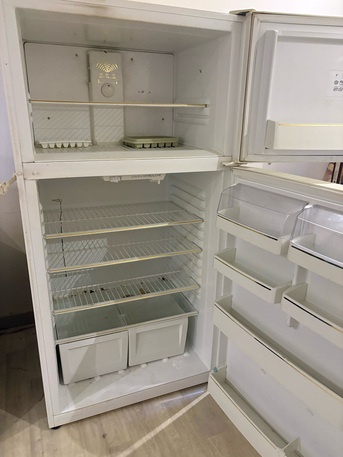 Riyadh, Household Items, SAR 1000,  Full-Size Refrigerator For Sale