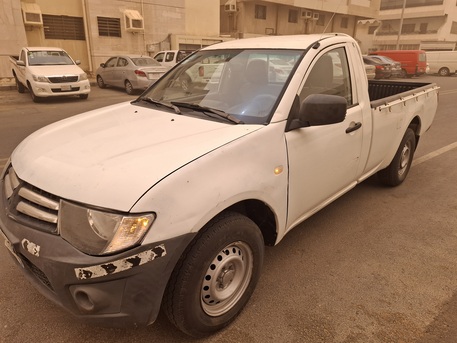 Jeddah, Vehicles, Cars & Trucks , SAR 26000,  Mitaubishi Pickup L200,  2010,  Automatic,  273000 KM,  Mitsubishi L200 Pickup Diesel Single Cabin