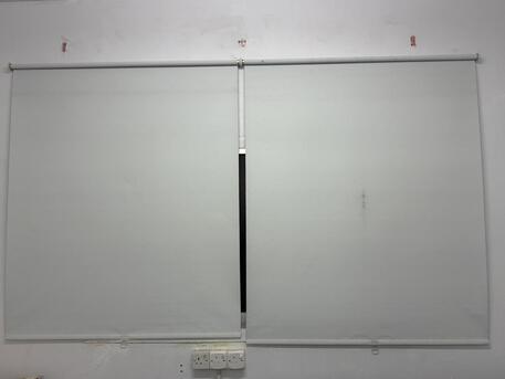 Al Malaz, Household Items, SAR 1,  Floor Carpet 5.2Mtr X 4 Mtr & Ikea Rolling Curtain White Color