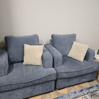 Al Khobar Al Shamalia, Furniture, SAR 2000,  7 Seats Home Sofa Very Clean And Not Much Use
