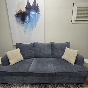 Al Khobar Al Shamalia, Furniture, SAR 2000,  7 Seats Home Sofa Very Clean And Not Much Use