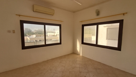 Adliya, Commercial Villas, BHD 650,  5 Room Independent Commercial Villa For Rent In Adliya