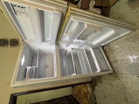 Al Wizarat, Household Items, SAR 800,  Sar 700 Samsung Refrigerator 425L Very Good Condition