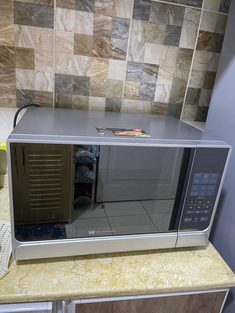Jeddah, Household Items, SAR 275,  White -  Westinghouse 30L Microwave Oven(Not Used Much, Fresh Look & Clean)