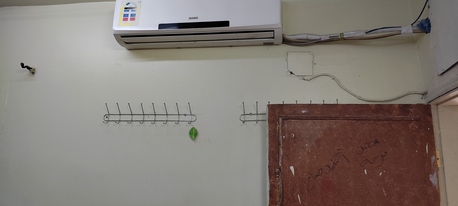 Riyadh, Rooms for Rent, SAR 850/month,  Furnished,  00 Sq. Meter,  Room For Rent For Executive Bachelor In Family Appartment Top Floor Without Electricity Bi