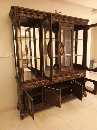 Jeddah, Furniture, SAR 850,  Traditional Style Wooden Crockery Cabinet Clean Condition With Huge Storage