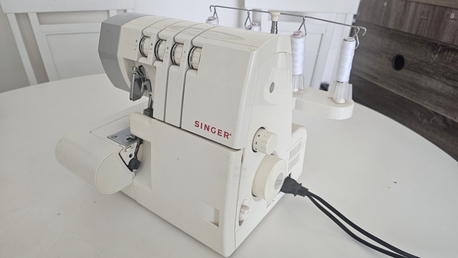 Sanabis, Household Items, BHD 50,  Singer Overlock Machine For Sale