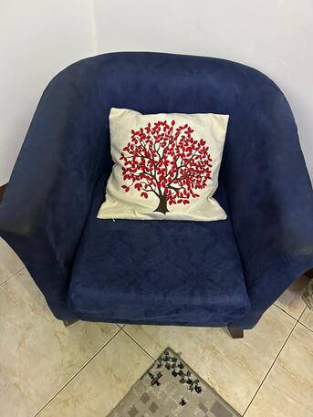 Budaiya, Furniture, BHD 20,  Sofa Set Blue Velvet (3+2+1) Negotiable