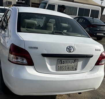 Riyadh, Vehicles, Cars & Trucks , SAR 14000,  Toyota Yaris,  2011,  Manual,  400 KM,  Yaris White , Yaris  Silver , Yaris 2009 Green
