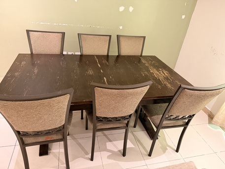 Khobar, Furniture, SAR 500,  6-seater Dining Table With 6 Chairs (Reflections).