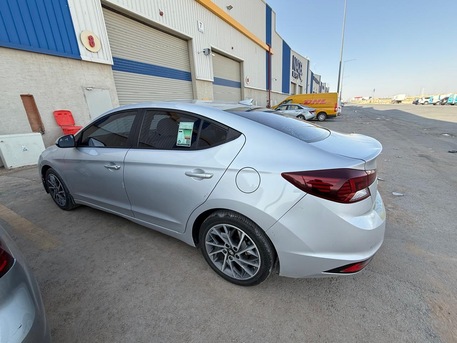 Riyadh, Vehicles, Cars & Trucks , SAR 39000,  Hyundai Elantra SE 2.0,  2019,  Automatic,  230000 KM,  Hyundai Elantra 2.0 , 230km Done, Single Owner, Well Maintained