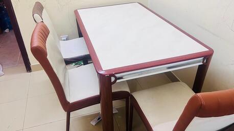 Manama, Furniture, BHD 30,  Dining Table