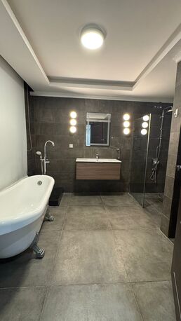 Rumaithiya, Apartments, Flats, Houses & Villas, KWD 1000/month,  4 BR,  For Rent In Rumaithiya: Ground Floor Apartment With Shared Entrance