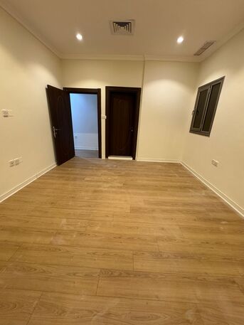 Rumaithiya, Apartments, Flats, Houses & Villas, KWD 650/month,  4 BR,  For Rent In Rumaithiya: Ground Floor Apartment With Shared Entrance