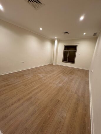 Rumaithiya, Apartments, Flats, Houses & Villas, KWD 650/month,  4 BR,  For Rent In Rumaithiya: Ground Floor Apartment With Shared Entrance
