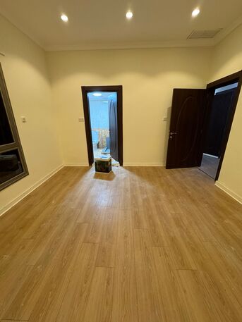 Rumaithiya, Apartments, Flats, Houses & Villas, KWD 650/month,  4 BR,  For Rent In Rumaithiya: Ground Floor Apartment With Shared Entrance