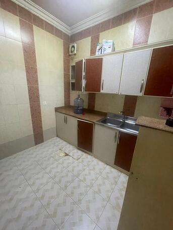 Al Malaz, Apartments, Flats, Houses & Villas, SAR 3600/month,  3 BR,  3 BR, Hall, Kitchen And 2 Bathroom Flat Available In Malaz Prime Area For 6 Months