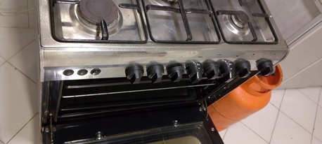 Khobar, Household Items, SAR 550,  5 Burner Cooking Range