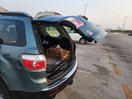 Khobar, Vehicles, Cars & Trucks , SAR 17000,  Gmc Acadia,  2009,  Automatic,  288400 KM,  17K SAR  , Fully , Full Option
