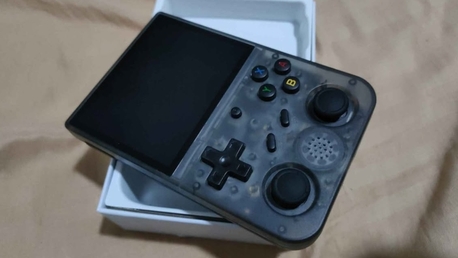 Khobar, Electronics, SAR 450,  RG353V Handheld Game Console 3.5 Inch IPS