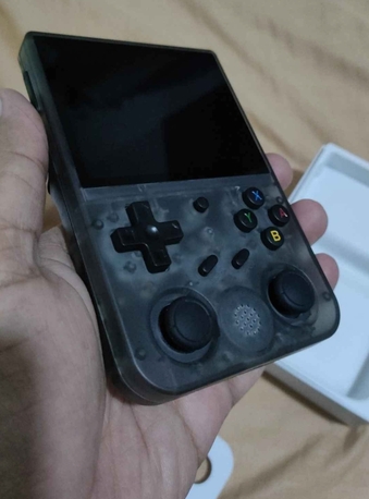 Khobar, Electronics, SAR 450,  RG353V Handheld Game Console 3.5 Inch IPS