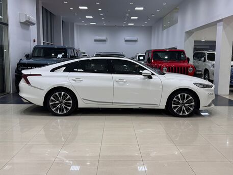 Manama, Vehicles, Cars & Trucks , BHD 11500,  Kia K8,  2024,  Automatic,  14550 KM,   /  (White)
