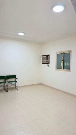 Al Jubail Al Balad, Sublets, SAR 1000/month,  1 BR,  202 Sq. Feet,  🏠 Spacious Room For Immediate Sublet &ndash; Peaceful Location