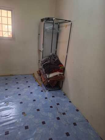 Al Wizarat, Apartments, Flats, Houses & Villas, SAR 1000/month,  1 BR,  000 Sq. Meter,  Room Available Near Al Rajhi Signal, Al Harra (Single And Bed Space Available)