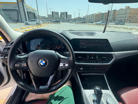 Riyadh, Vehicles, Cars & Trucks , SAR 100000,  Bmw 320,  2022,  Automatic,  65000 KM,  I