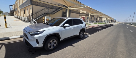 Riyadh, Vehicle Lease Transfer, SAR 150000,  Toyota Rav4 Hybrid 4&times;4 2025 Lease Transfer