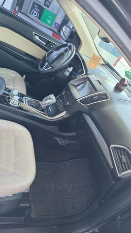 Riyadh, Vehicles, Cars & Trucks , SAR 37000,  Ford Edge,  2016,  Automatic,  330000 KM,