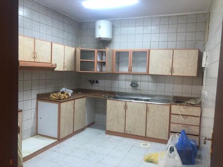 Al Rawdah, Apartments, Flats, Houses & Villas, SAR 45000/year,  4 BR,  Large Size Family Apartment Near IISR School Rawdah 4big Size Beadrooms