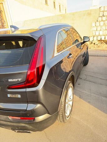 Riyadh, Vehicles, Cars & Trucks , SAR 42000,  Cadillac XT4,  2019,  Automatic,  195000 KM,    2.0L Turbo | Accident-Free | Fully Loaded- Final Exit Sale