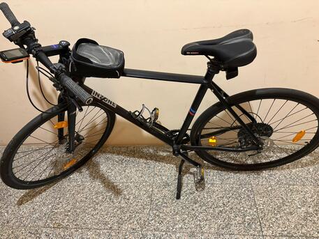 Riyadh, Bicycles, Hybrid + Road Bike For Sale