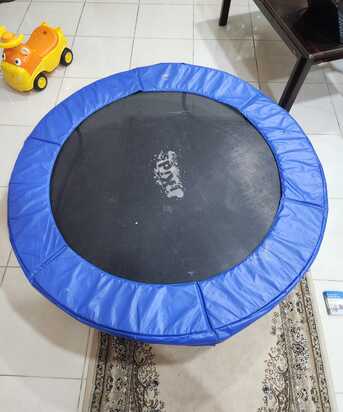 Isa Town, Household Items, BHD 10,  Turkish Carpets 3nos, Table,trampoline,Laundary Basket,dispensor Dinning Table