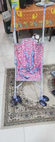 Isa Town, Household Items, BHD 10,  Turkish Carpets 3nos, Table,trampoline,Laundary Basket,dispensor Dinning Table