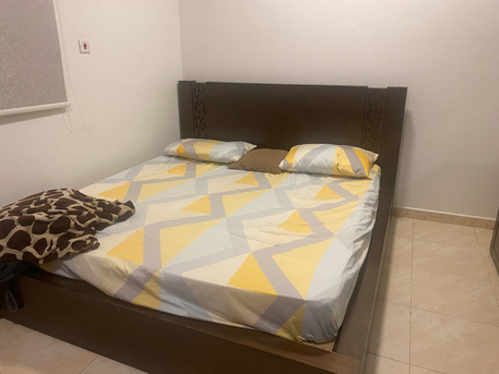 Al Malaz, Furniture, SAR 650,  Bedroom Set For Sale As Relocating To Home Country. Please Watsapp