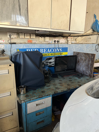 Al Jubail Al Balad, Automotive, Red Beacons For Car Maintenance Workshop & Car Computer Inspection Service