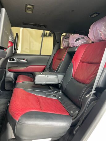 Riffa, Vehicles, Cars & Trucks , BHD 27500,  TOYOTA LAND CRUISER VXR TWIN TURBO 2023 WHITE,  2023,  Automatic,  144000 KM,
