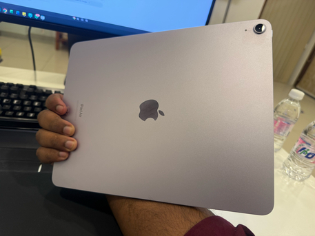 Jeddah, Electronics, SAR 2200,  IPad Air M2 13 Inch 128 GB