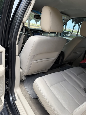 Jubail, Vehicles, Cars & Trucks , SAR 29500,  Ford Expedition,  2011,  Automatic,  415000 KM,  Powerful American Full-Size SUV