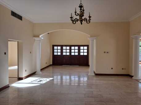 Burhama, Apartments, Flats, Houses & Villas, BHD 1500/month,  5 BR,  300 Sq. Meter,  Large 5- Bedroom In Al Burhama