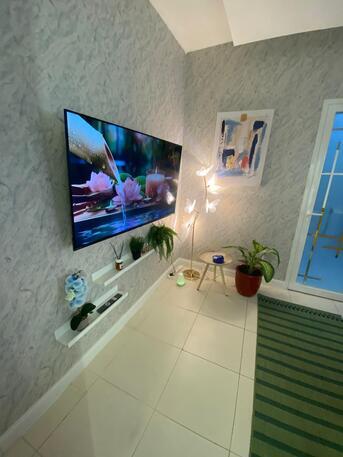 Adliya, Sublets, BHD 200/month,  Furnished Flat For Rent In Adliya, Behind Ramada Hotel. Ewa & Internet Included.