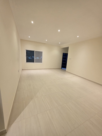 Busaiteen, Apartments, Flats, Houses & Villas, BHD 270,  2 BR,  Specious Flat For Rent In Busaiteen