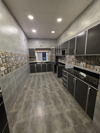 Busaiteen, Apartments, Flats, Houses & Villas, BHD 270,  2 BR,  Specious Flat For Rent In Busaiteen