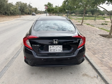 Riyadh, Vehicles, Cars & Trucks , SAR 44000,  Honda Civic  (Full Option),  2020,  Automatic,  107000 KM,  Very Neat And Clean Well Maintained